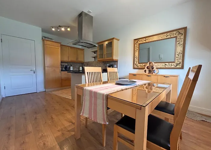 Spacious 2 Bed Near Dublin Airport Apartmán